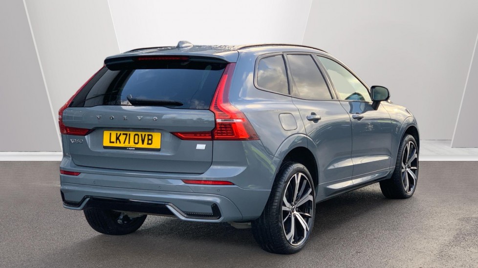 Used Volvo XC60 2021 for sale - 77060724: Photo 2
