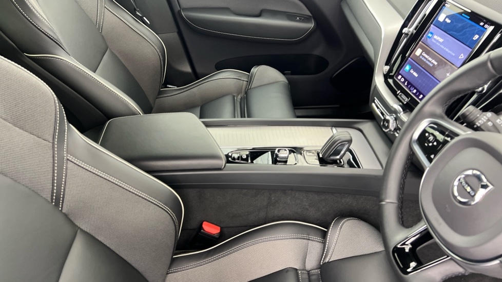 Used Volvo XC60 2021 for sale - 77060724: Photo 35