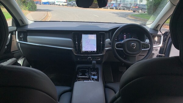 Used Volvo V90 2025 for sale - 75441429: Photo 5