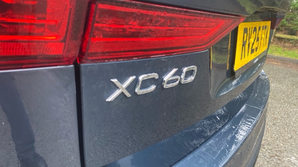 Used Volvo XC60 2025 for sale - 77526113: Photo 24