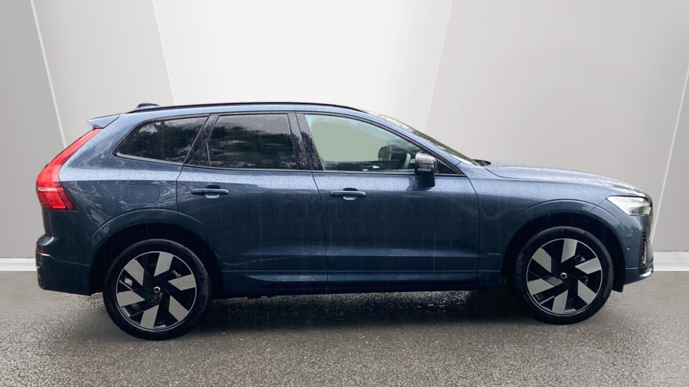 Used Volvo XC60 2025 for sale - 77526113: Photo 3