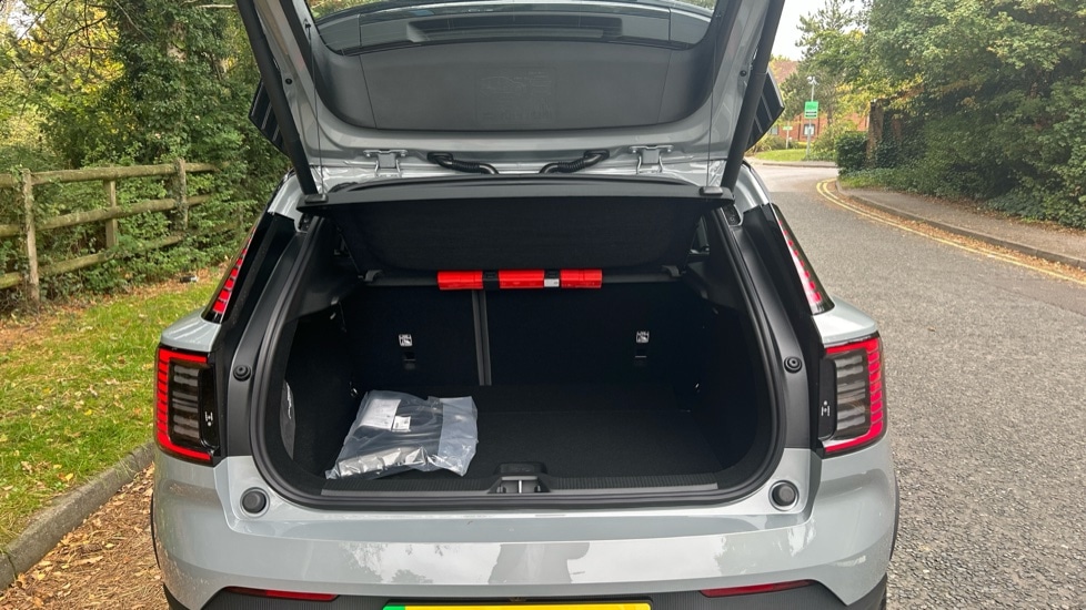 Used Volvo EX30 2025 for sale - 76447310: Photo 13