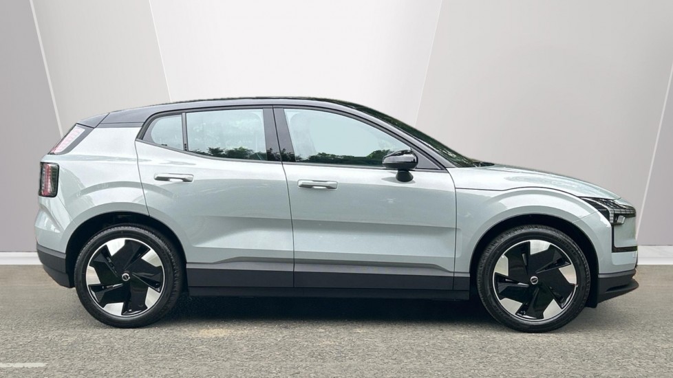 Used Volvo EX30 2025 for sale - 76447310: Photo 3