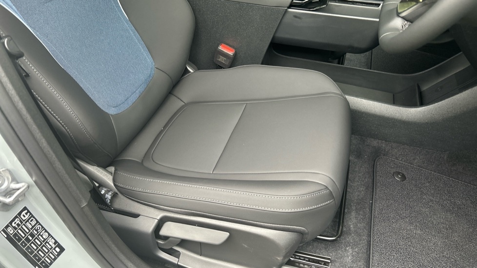 Used Volvo EX30 2025 for sale - 76447310: Photo 30