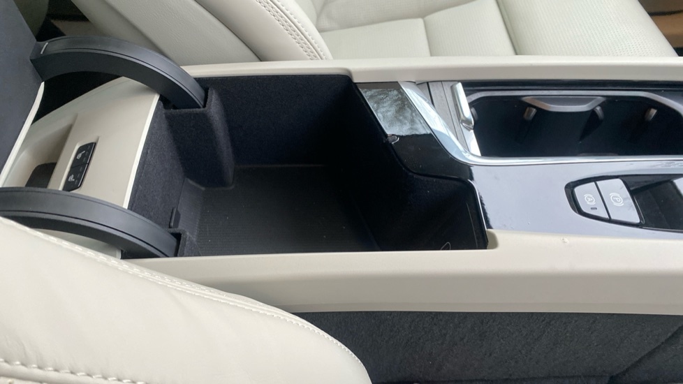 Used Volvo XC60 2025 for sale - 77373023: Photo 39