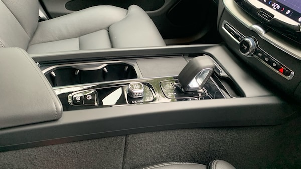 Used Volvo XC60 2025 for sale - 76154968: Photo 39