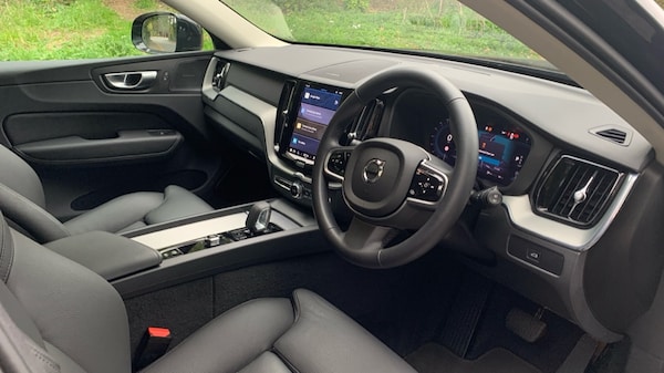 Used Volvo XC60 2025 for sale - 76154968: Photo 4