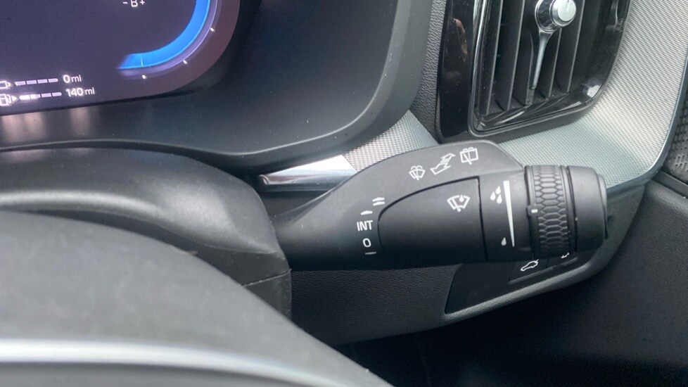 Used Volvo XC60 2025 for sale - 77899006: Photo 39