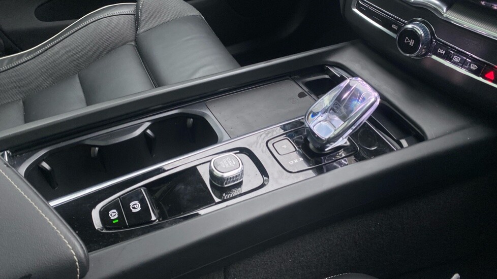 Used Volvo XC60 2025 for sale - 77899006: Photo 48