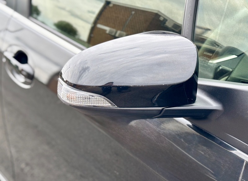 Used Toyota Vitz 2015 for sale - 76093072: Photo 16