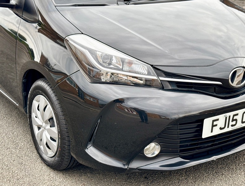 Used Toyota Vitz 2015 for sale - 76093072: Photo 25