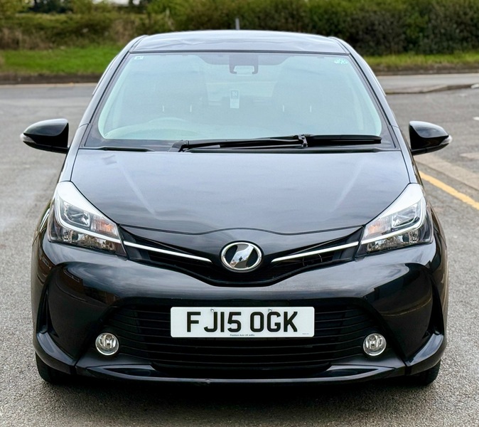 Used Toyota Vitz 2015 for sale - 76093072: Photo 3