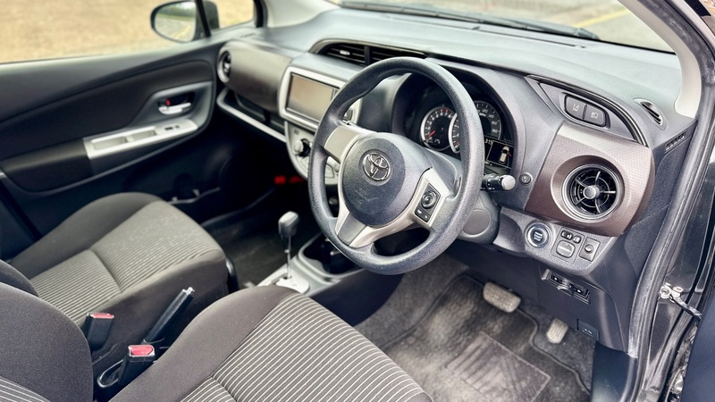 Used Toyota Vitz 2015 for sale - 76093072: Photo 8