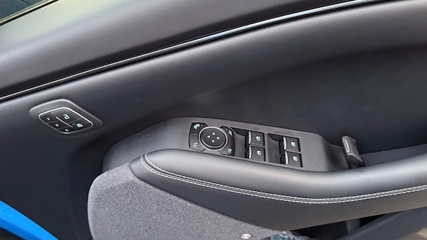 Used Ford Mustang 2023 for sale - 75643189: Photo 27