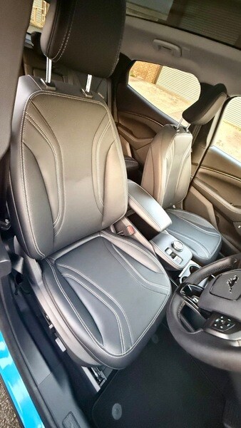 Used Ford Mustang 2023 for sale - 75643189: Photo 32