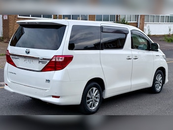 Used Toyota Alphard  for sale - 75624800: Photo