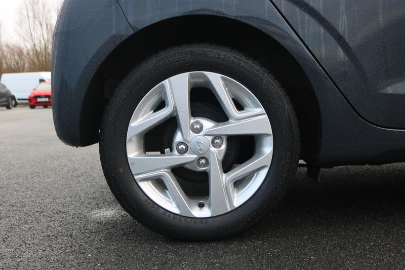 Used Hyundai i10 2022 for sale - 76835482: Photo 9