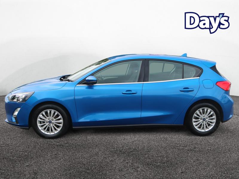 Used Ford Focus 2021 for sale - 76611269: Photo 4