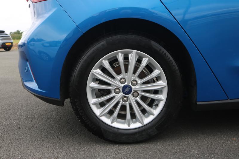 Used Ford Focus 2021 for sale - 76611269: Photo 9