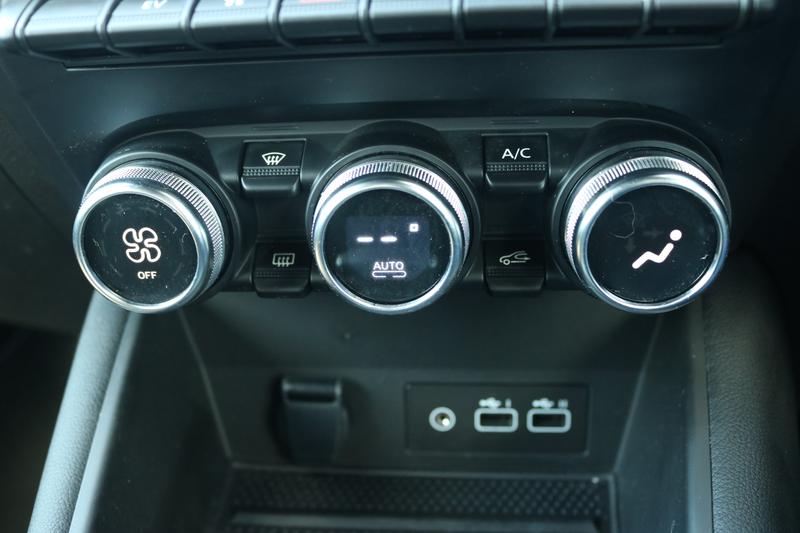 Used Renault Captur 2024 for sale - 77834435: Photo 17