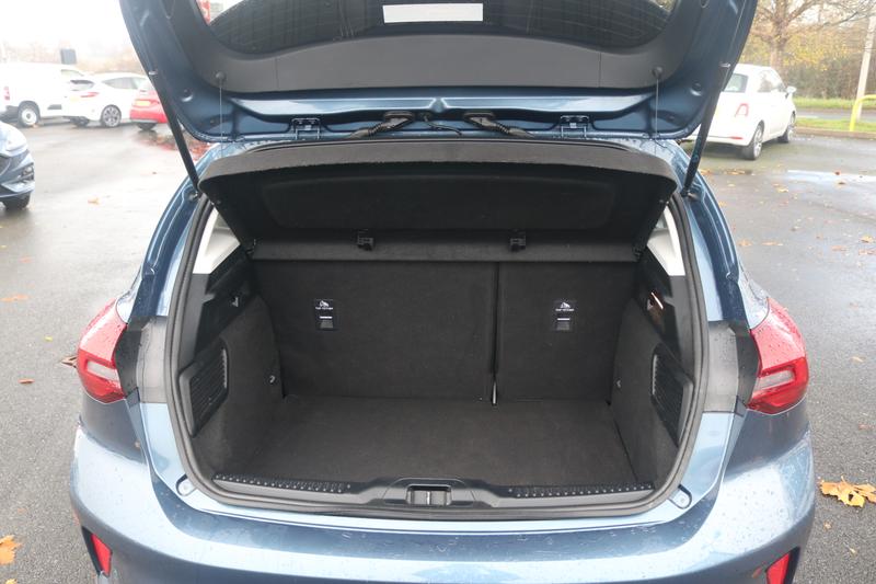 Used Ford Focus 2022 for sale - 76508168: Photo 20