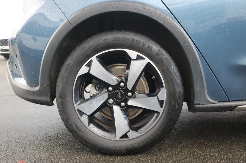 Used Ford Focus 2022 for sale - 76508168: Photo 9