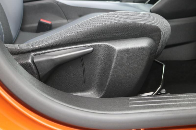 Used Peugeot 2008 2020 for sale - 77354536: Photo 11