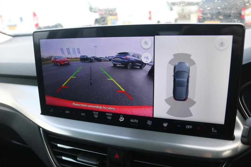 Used Ford Focus 2023 for sale - 77148116: Photo 16