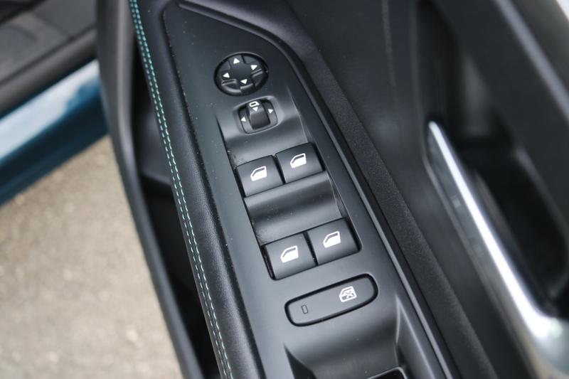 Used Peugeot 3008 2022 for sale - 77758930: Photo 12