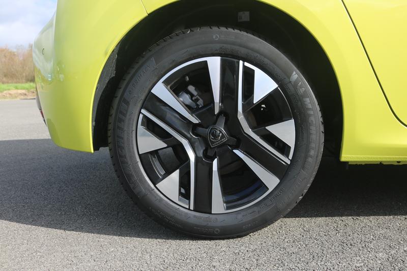 Used Peugeot 208 2025 for sale - 76184465: Photo 9