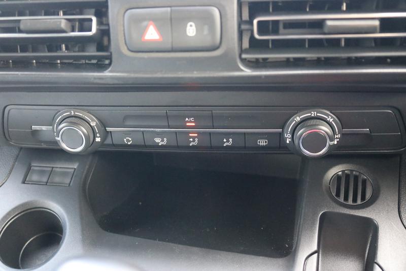 Used Peugeot Rifter 2023 for sale - 76557424: Photo 17