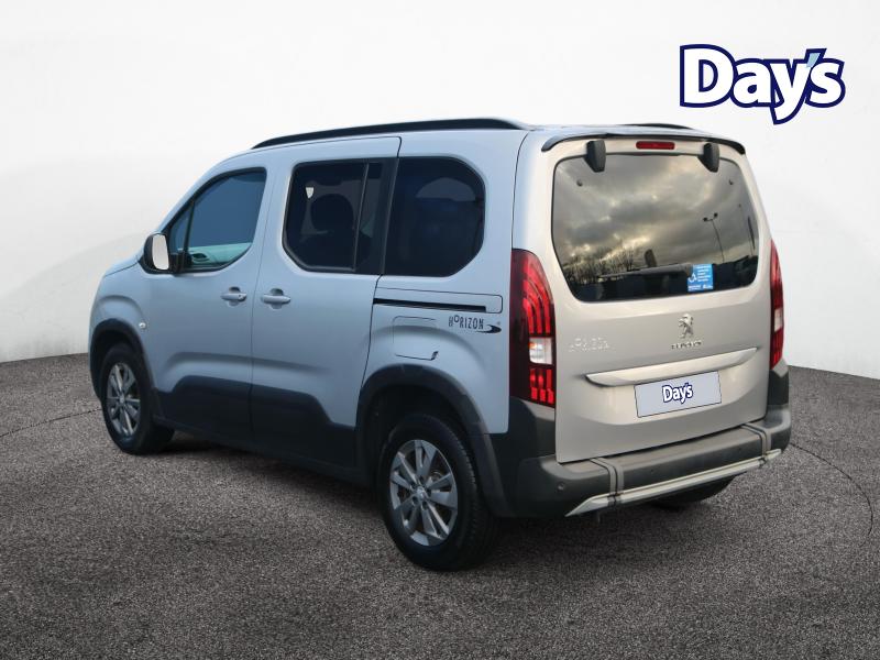 Used Peugeot Rifter 2023 for sale - 76557424: Photo 5