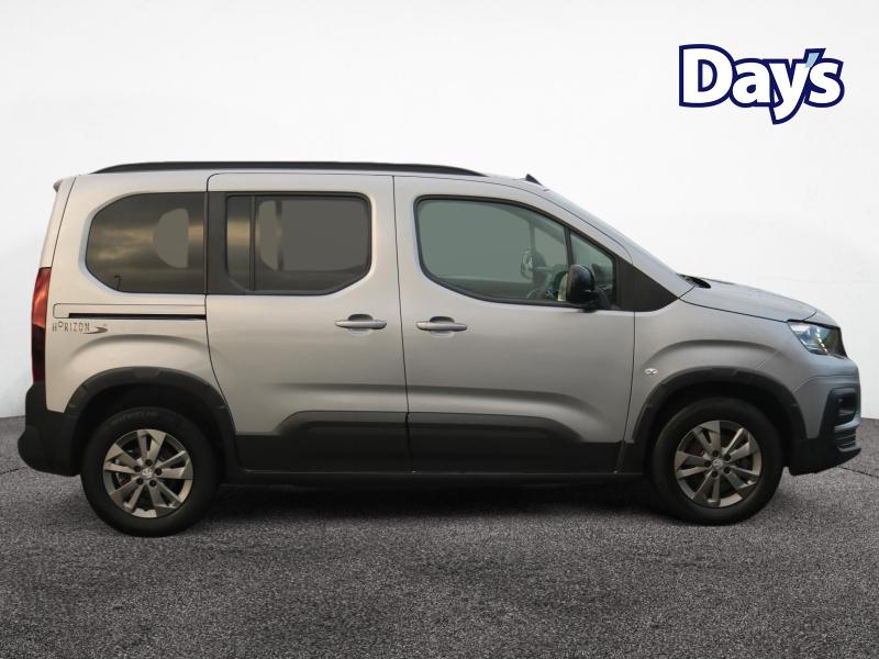 Used Peugeot Rifter 2023 for sale - 76557424: Photo 8