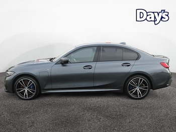 Used BMW 3 Series 2021 for sale - 76209424: Photo