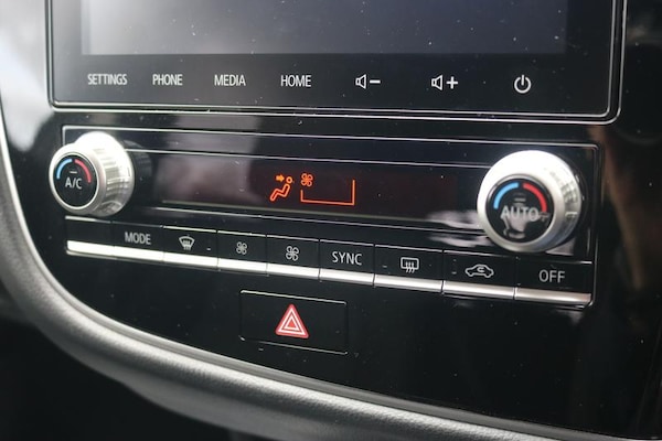 Used Mitsubishi Outlander 2020 for sale - 76046609: Photo 17