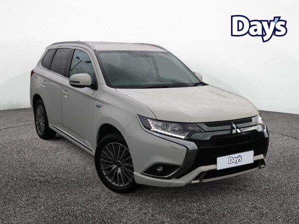 Used Mitsubishi Outlander 2020 for sale - 76046609: Photo 1