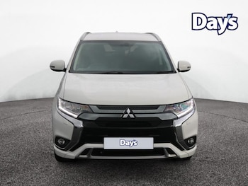 Used Mitsubishi Outlander 2020 for sale - 76046609: Photo 2