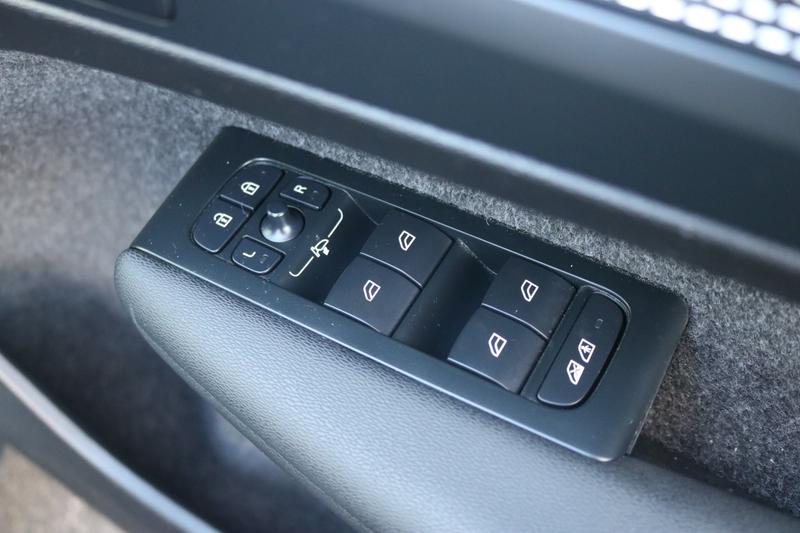 Used Volvo XC40 2025 for sale - 76271408: Photo 12