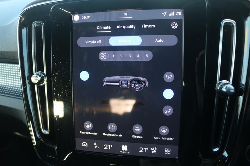 Used Volvo XC40 2025 for sale - 76271408: Photo 18