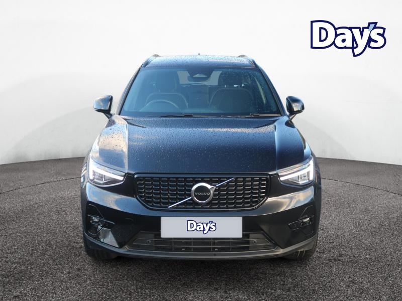 Used Volvo XC40 2025 for sale - 76271408: Photo 2