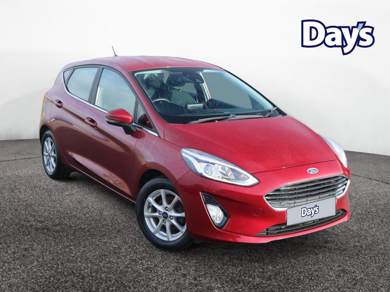 Used Ford Fiesta 2018 for sale - 76154209: Photo 1