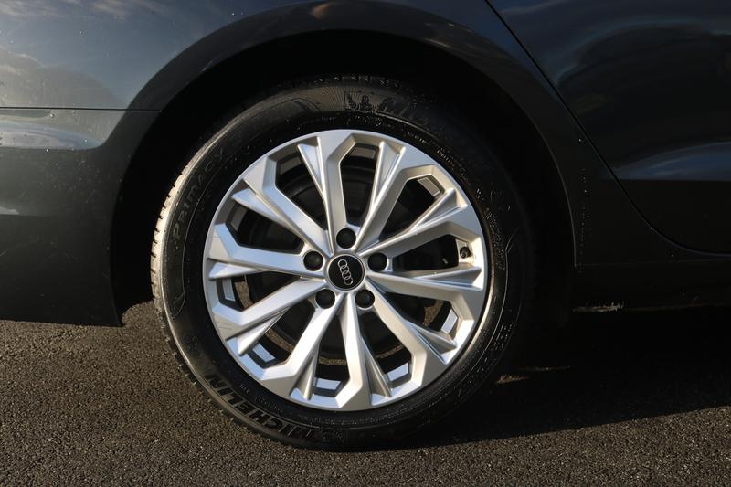 Used Audi A4 2022 for sale - 76329718: Photo 9