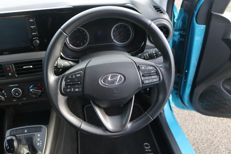 Used Hyundai i10 2023 for sale - 76835760: Photo 13