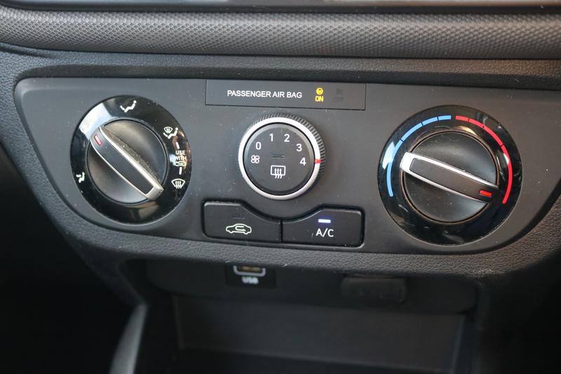 Used Hyundai i10 2023 for sale - 76835760: Photo 17