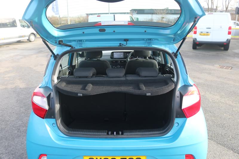 Used Hyundai i10 2023 for sale - 76835760: Photo 19