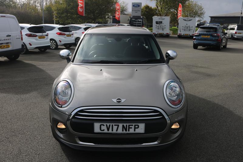 Used MINI Hatch 2017 for sale - 76382060: Photo 2