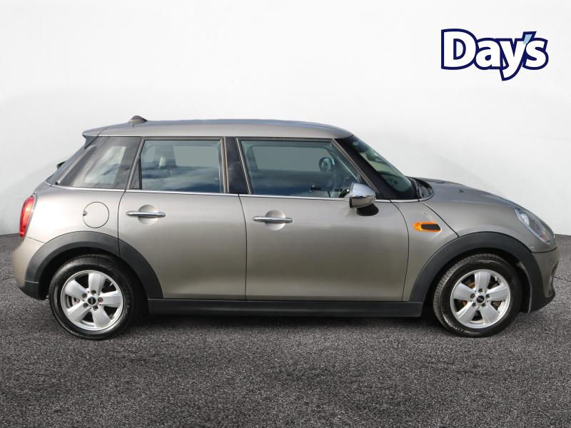 Used MINI Hatch 2017 for sale - 76382060: Photo 8