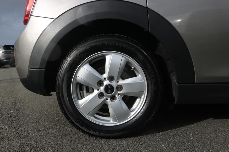 Used MINI Hatch 2017 for sale - 76382060: Photo 9