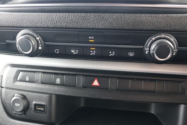 Used Peugeot Traveller 2019 for sale - 74947021: Photo 17