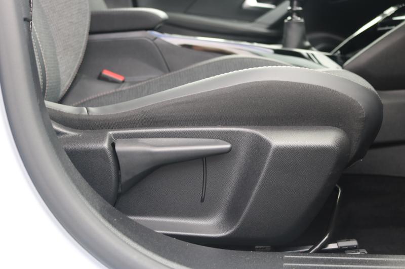 Used Peugeot 2008 2024 for sale - 75723920: Photo 11